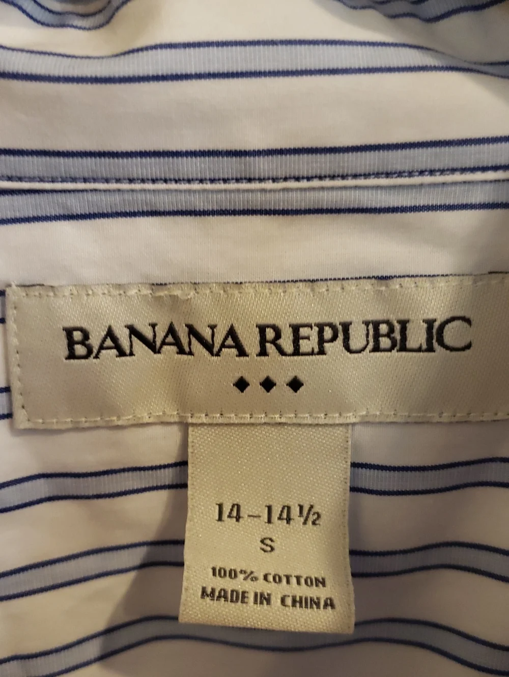 Banana Republic Men's Size Small 14 - 14 1/2 Button Down Shirts